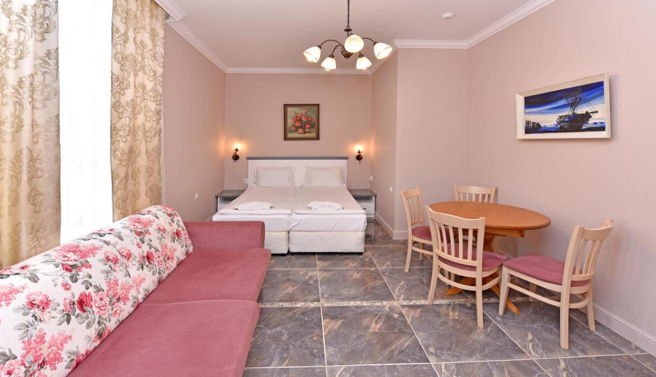 Sirena Palace Family Hotel Obzor Eksteriør bilde