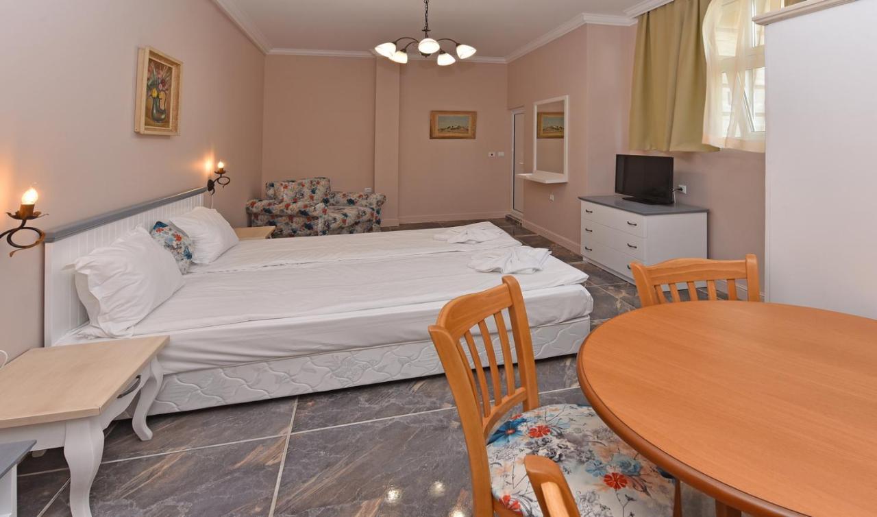 Sirena Palace Family Hotel Obzor Eksteriør bilde