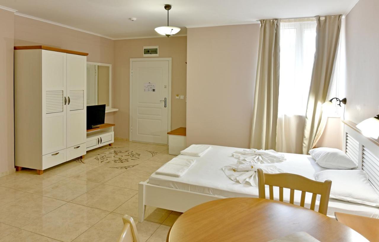 Sirena Palace Family Hotel Obzor Eksteriør bilde