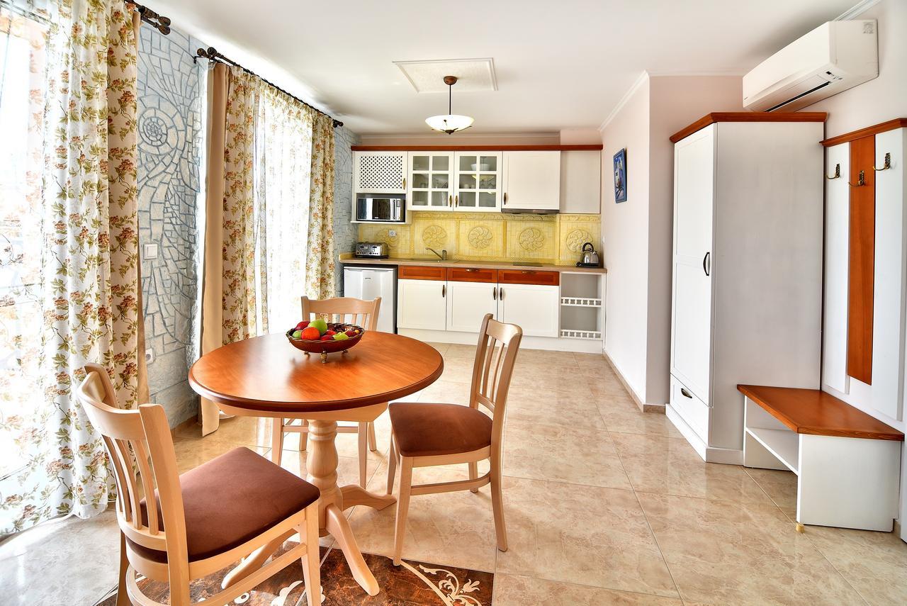 Sirena Palace Family Hotel Obzor Eksteriør bilde