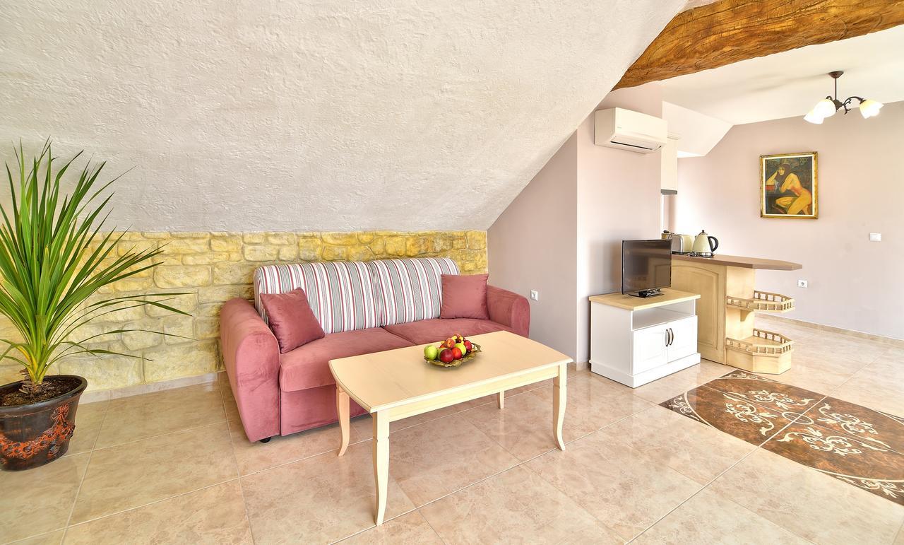 Sirena Palace Family Hotel Obzor Eksteriør bilde