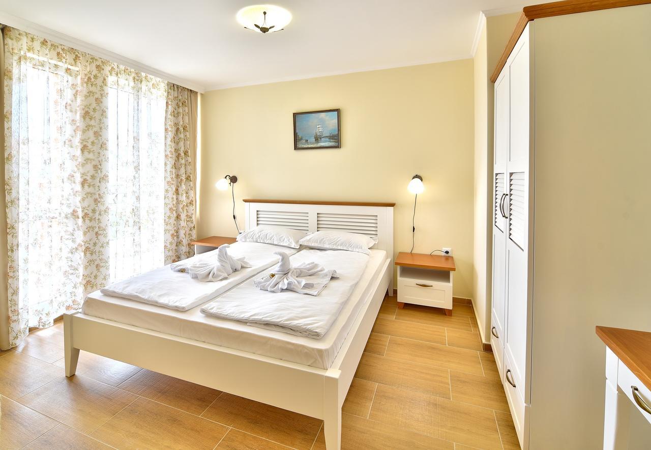 Sirena Palace Family Hotel Obzor Eksteriør bilde
