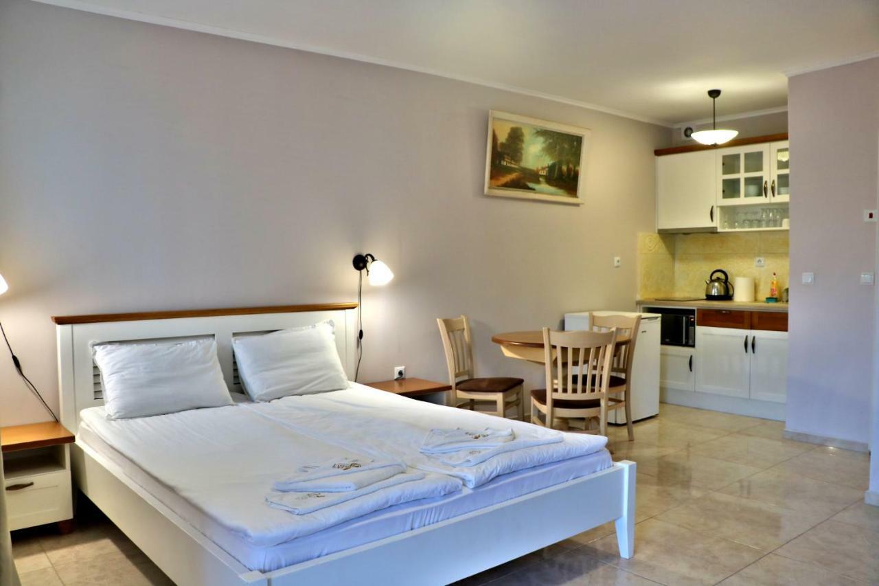 Sirena Palace Family Hotel Obzor Eksteriør bilde